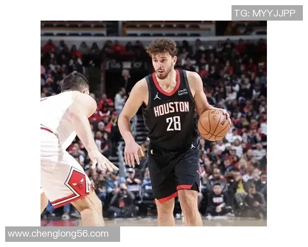 美媒分析：申京保持三分威胁 火箭需突破阿门与亚当斯空间限制